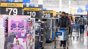 Does Walmart Get Paid Weekly